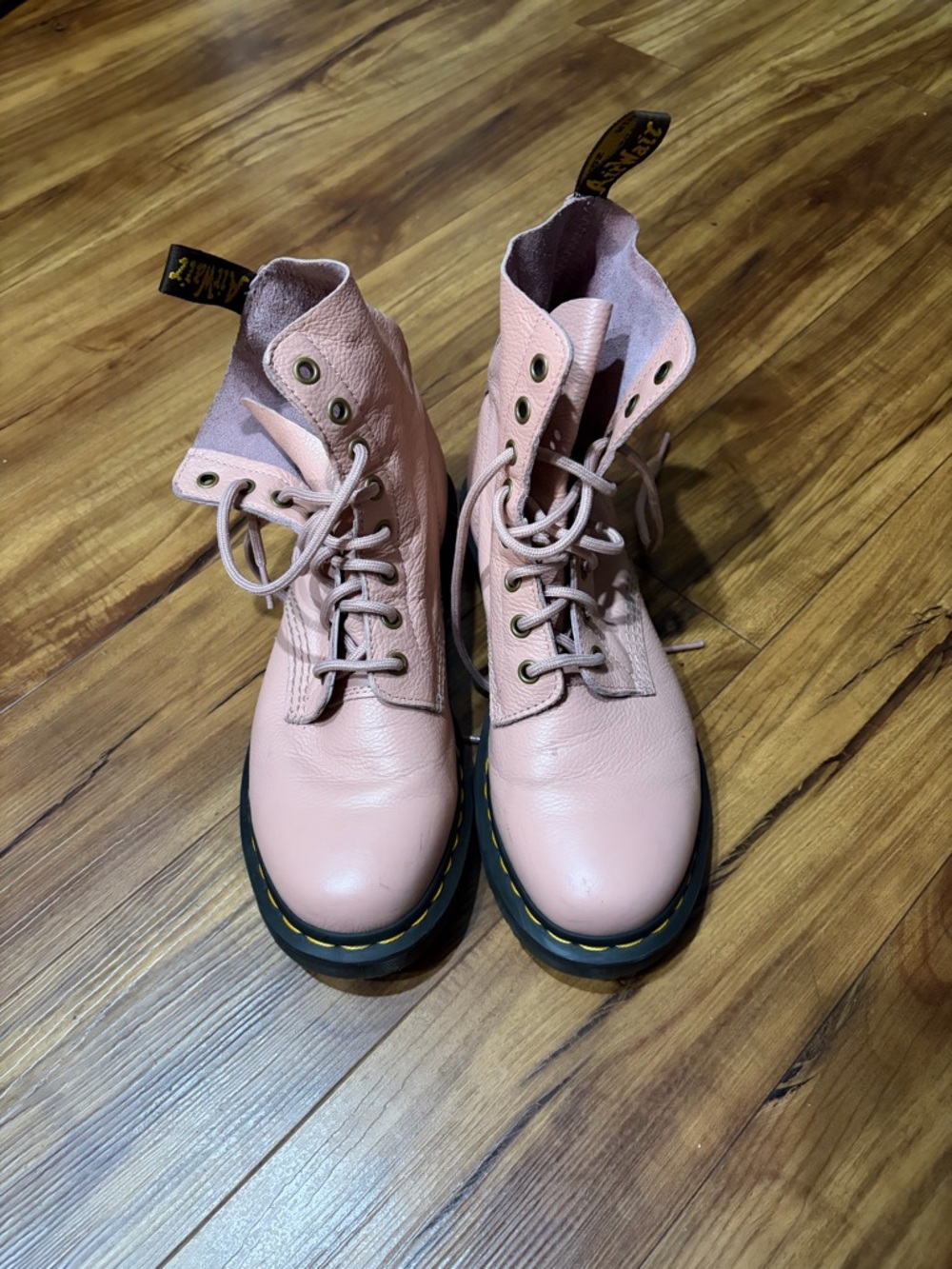 Dr. Martens Pink 1460 Pascal Boots